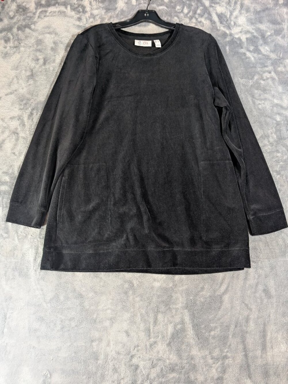 Cozy Denim & Co Velour Tunic Sweatshirt Top Pockets Black Long Sleeve S Small
